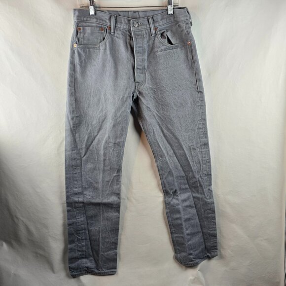 Levi's Jeans Mens 34x34 Grey Denim Button Fly Classic Straight Casual Fits 32x32 - Picture 1 of 11
